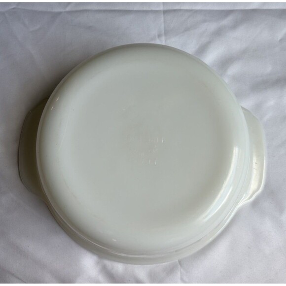 VTG Fire King Anchor Hocking Casserole Dish 1 Qt Oven Ware Rare Solid Milk Glass - Picture 5 of 5